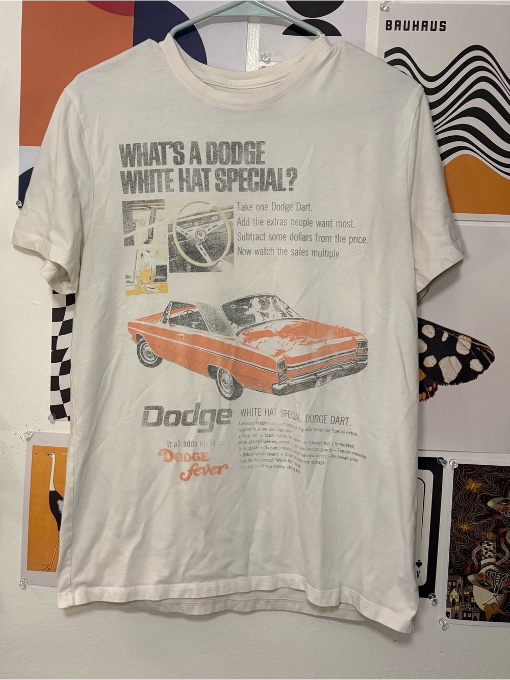 Goodfellow & Co Dodge White Hat Special Dart Graphic Tee Size Medium